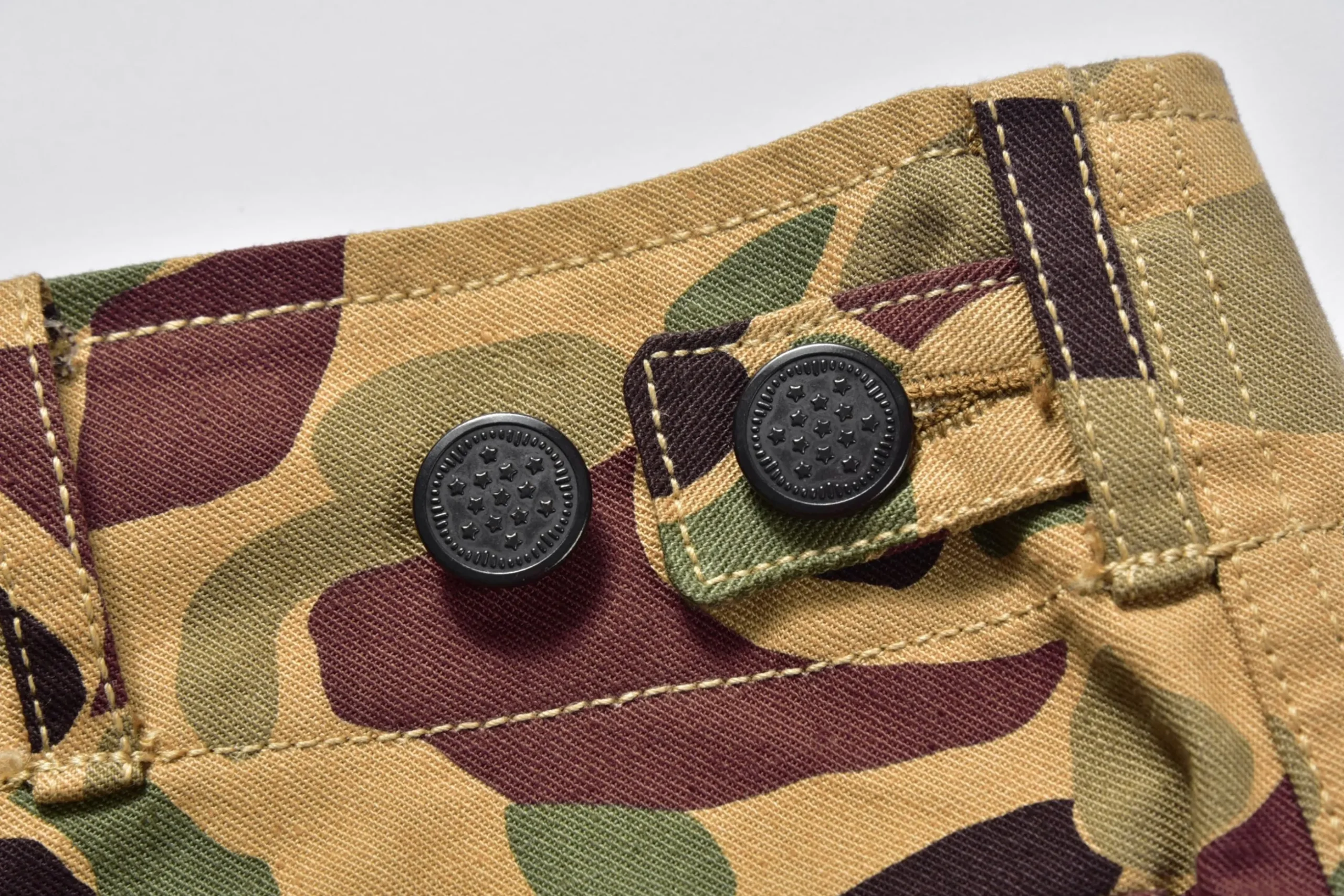 Shorts-The Real McCoy's Beo Gam Camouflage Shorts Beige