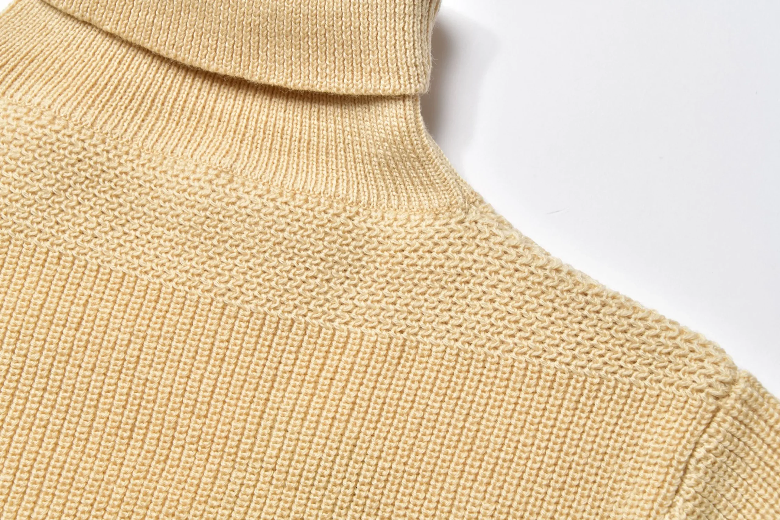 Knitwear-Joe McCoy Fisherman'S Turtle Neck Sweater 012 Ecru