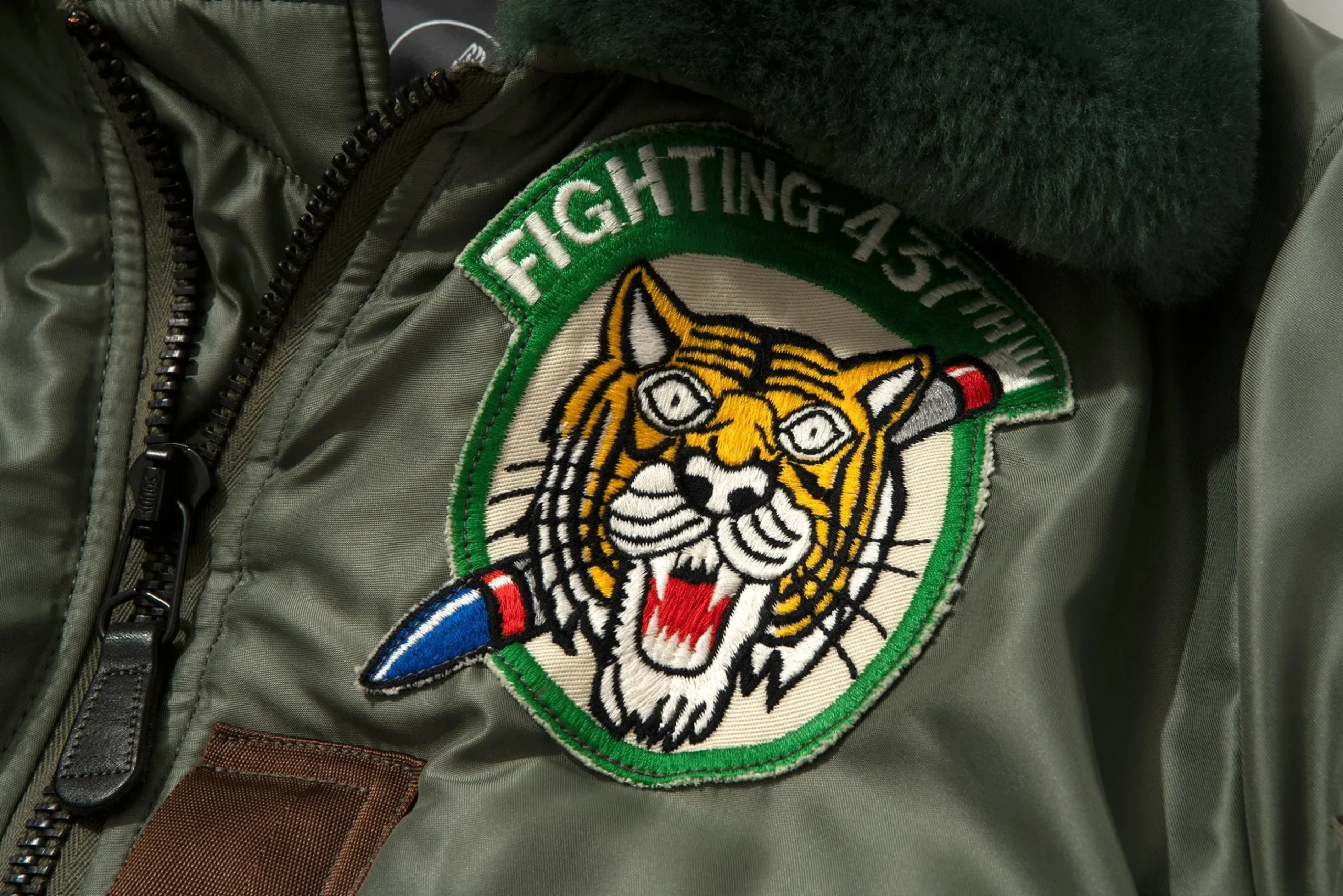 Military-The Real McCoy's Type B-15D / Fighting - 437Th Custom